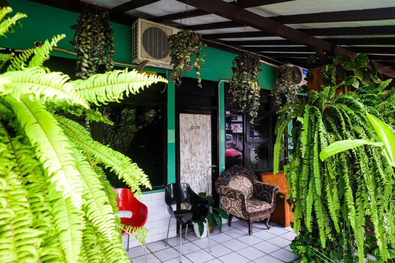Hotel Reddoorz Near Lotte Mart Maguwoharjo Yogyakarta Zewnętrze zdjęcie