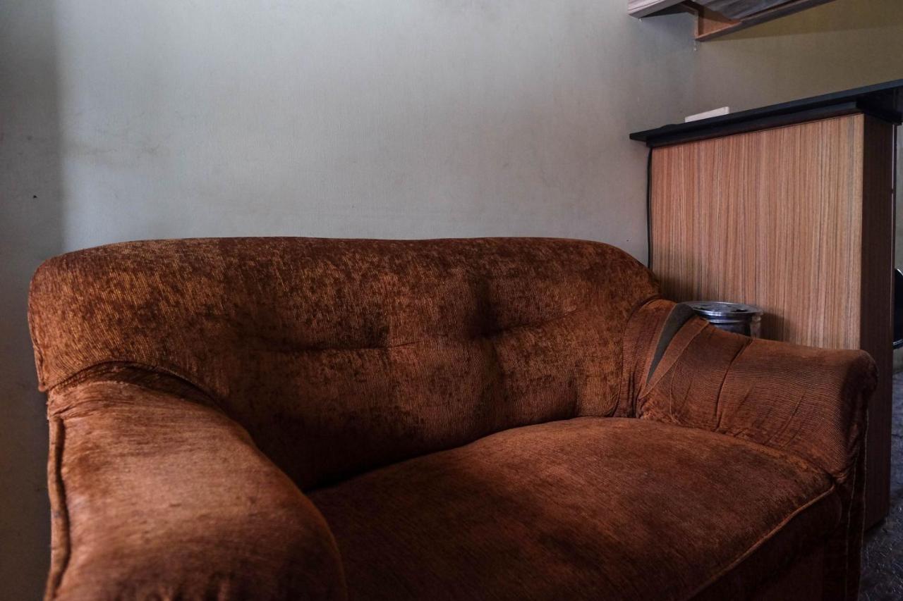 Hotel Reddoorz Near Lotte Mart Maguwoharjo Yogyakarta Zewnętrze zdjęcie
