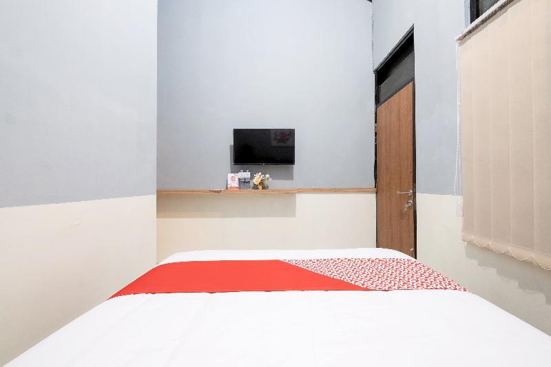 Hotel Reddoorz Near Lotte Mart Maguwoharjo Yogyakarta Zewnętrze zdjęcie
